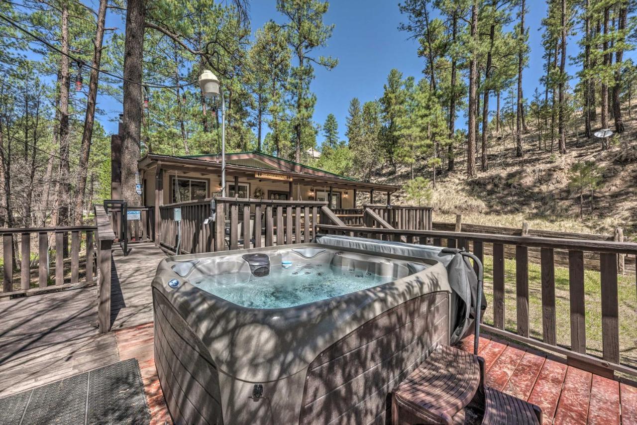 Tranquil Cabin With Stream And Deck Near Dtwn Ruidoso! Ngoại thất bức ảnh