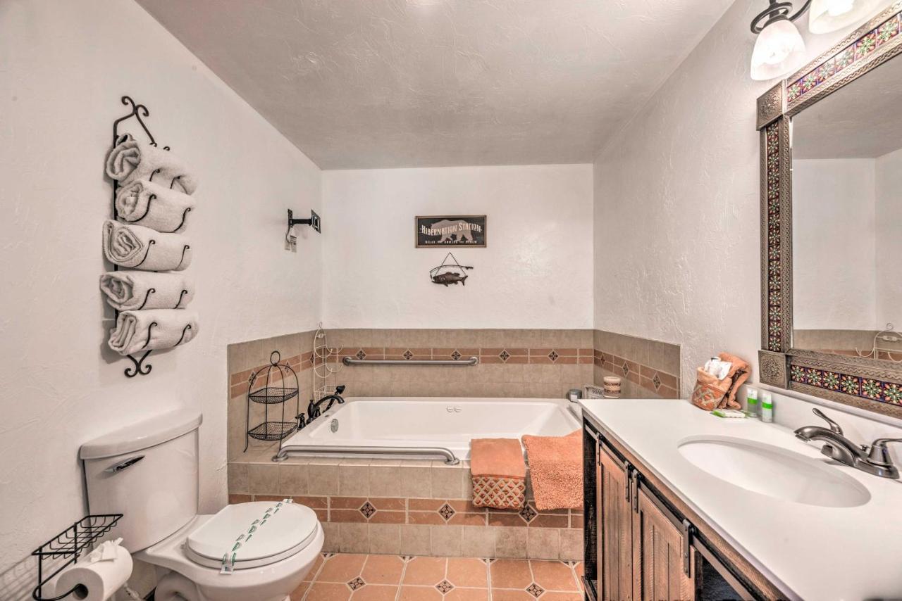 Tranquil Cabin With Stream And Deck Near Dtwn Ruidoso! Ngoại thất bức ảnh